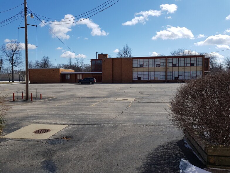 More Photos Of 1123 N Sherman St, Bay City Schools For Lease