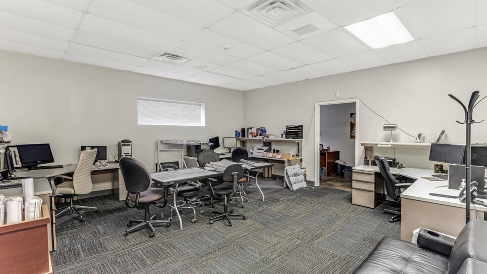More Photos Of 2925 Fm 1960 Rd, Humble Office For Sale