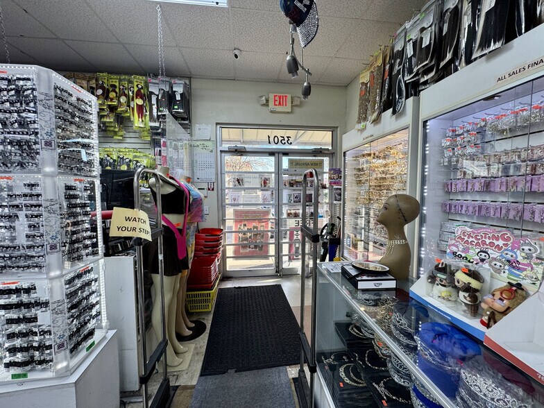 More Photos Of 3501 SW 34th St, Gainesville Freestanding For Lease