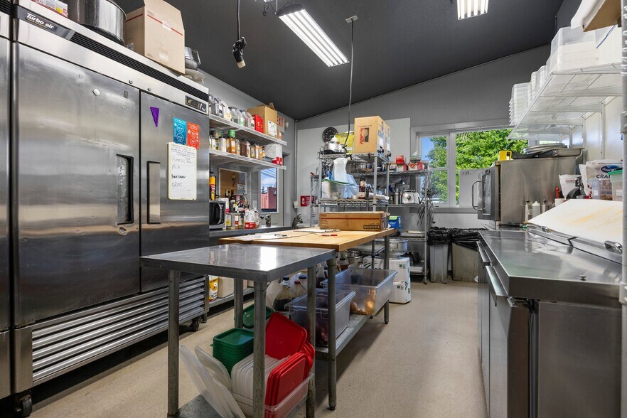 More Photos Of , Gaylord Unknown For Sale