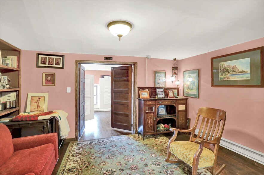 More Photos Of 111 S Walnut St, Edinburgh Theater Concert Hall For Sale