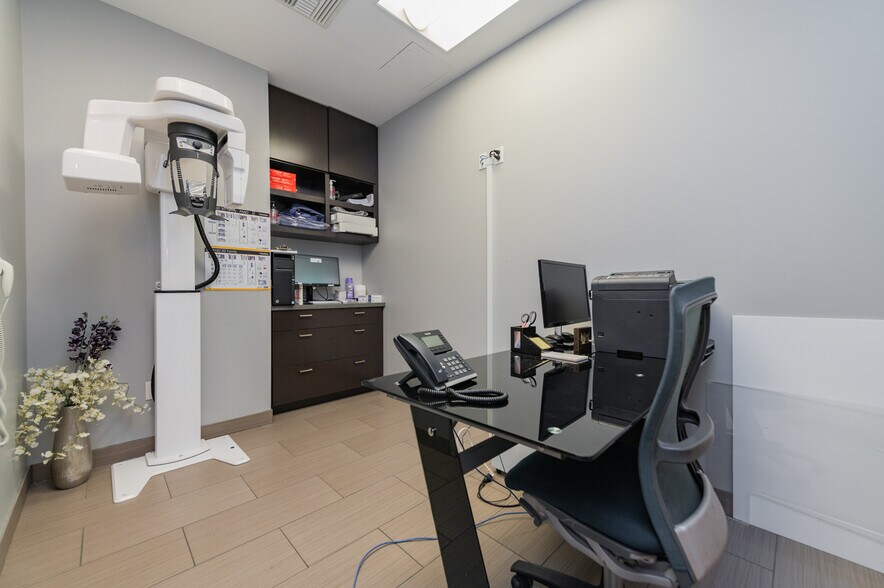 More Photos Of 113 Waterworks Way, Irvine Medical For Sale