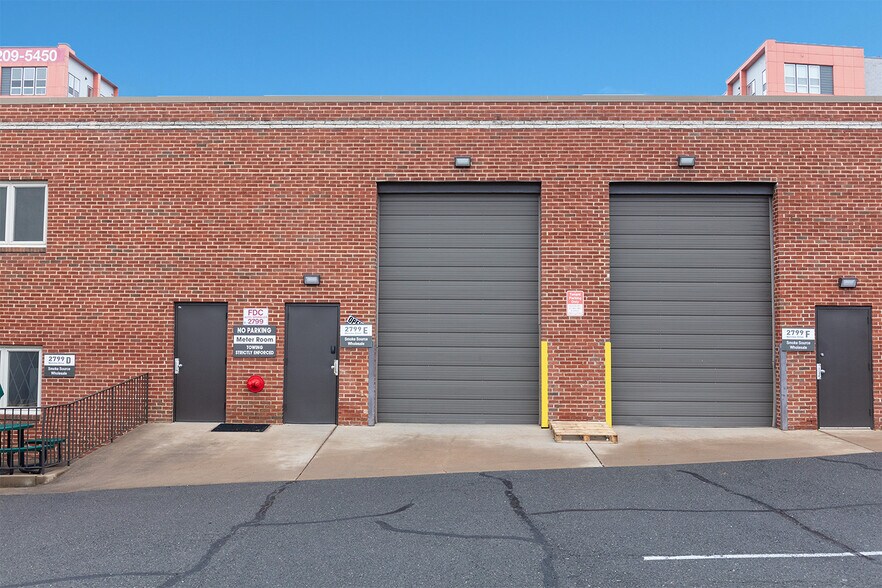 More Photos Of 2801 Merrilee Dr, Fairfax Warehouse For Lease