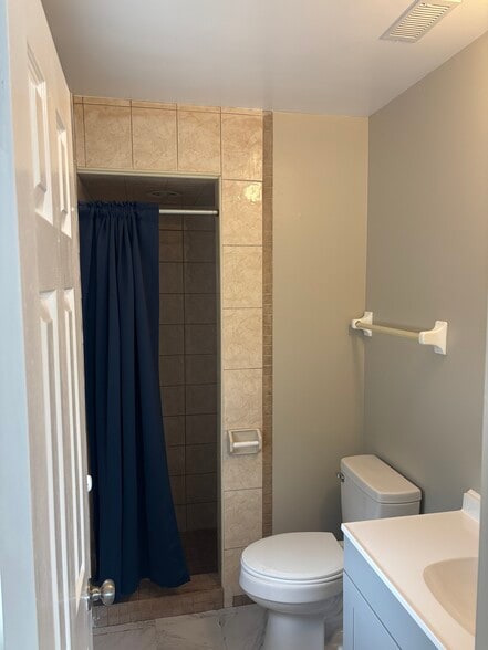 More Photos Of 5715 26th St W, Bradenton Office For Sale