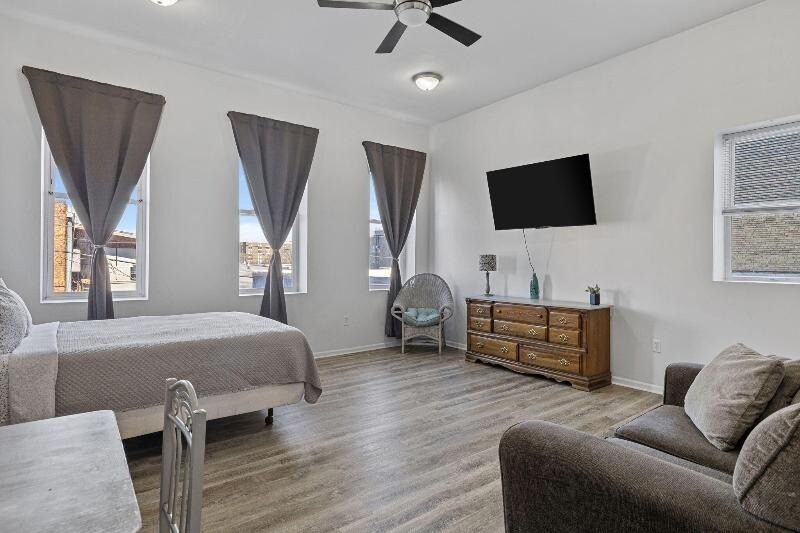 More Photos Of 105 E Main St, Niles Storefront For Sale