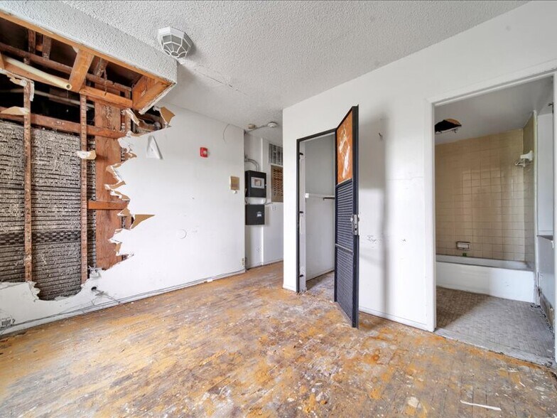 More Photos Of 280 Richton St, Highland Park Apartments For Sale