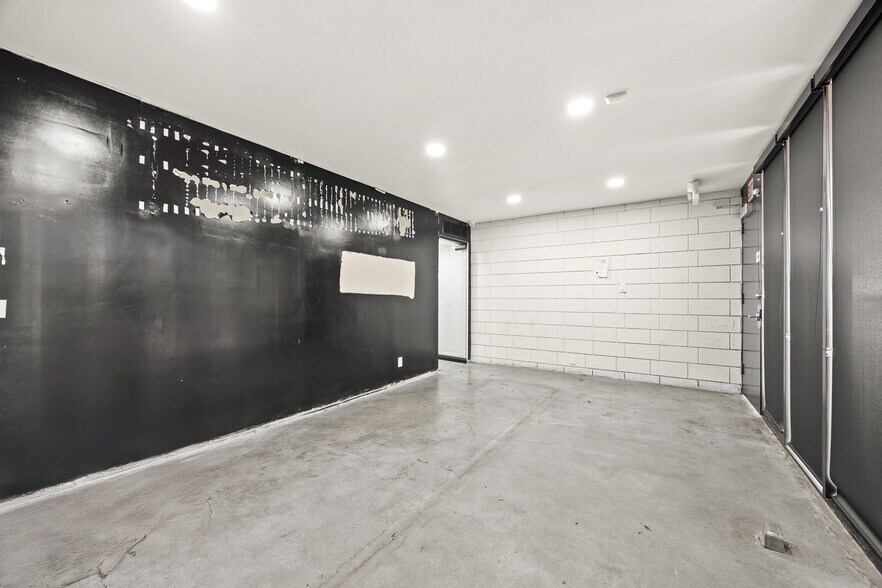 More Photos Of 2702 Saint Louis Ave, Signal Hill Warehouse For Lease