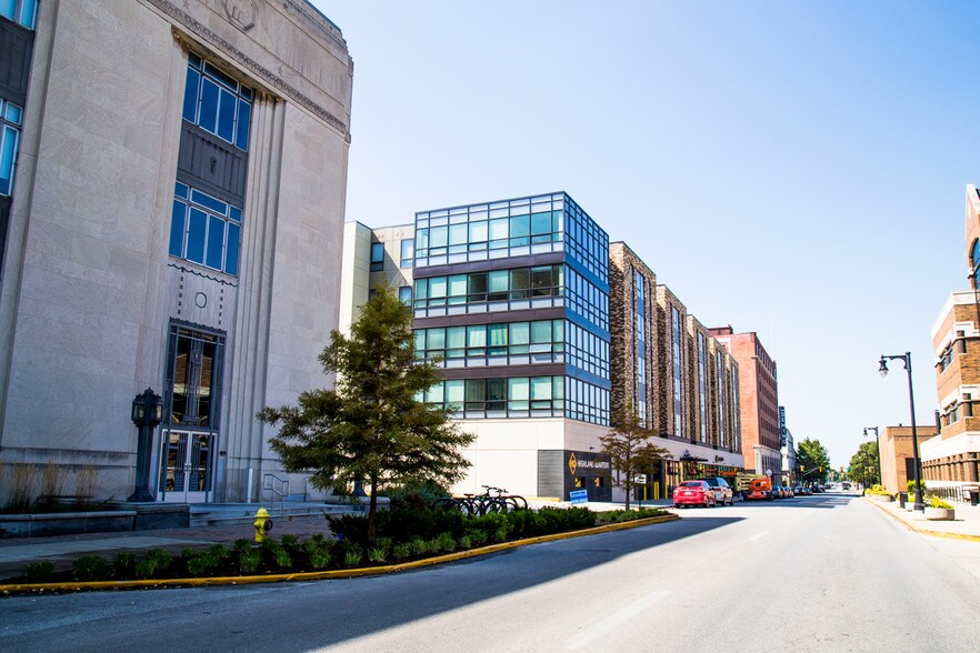 More Photos Of 649 Cherry St, Terre Haute Apartments For Lease