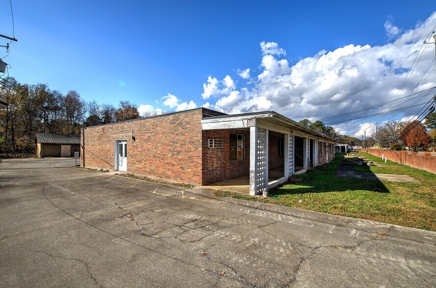 More Photos Of 148 Cason Rd, Cedartown Flex For Sale