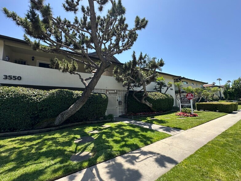 More Photos Of 3546 Los Flores Blvd, Lynwood Multifamily For Sale
