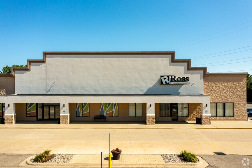More Photos Of 4655-4741 Washtenaw Ave, Ann Arbor Freestanding For Lease