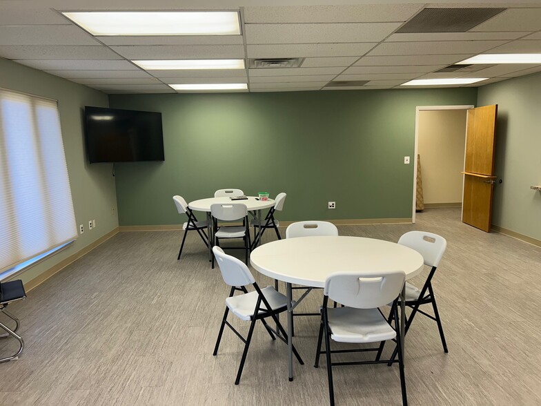 More Photos Of 1000 White Horse Rd, Voorhees Medical For Lease