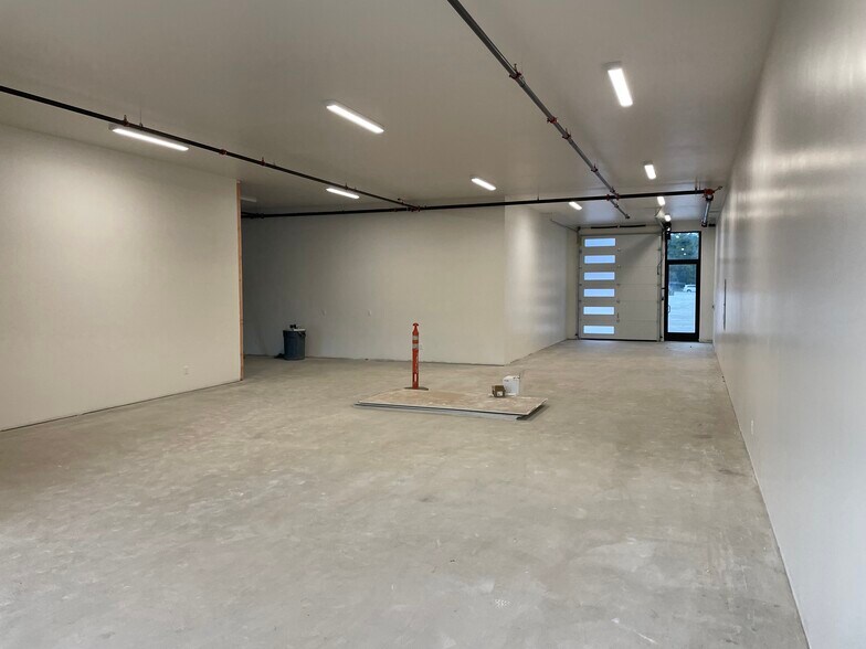 More Photos Of 3730 El Camino Real, Atascadero Flex For Lease