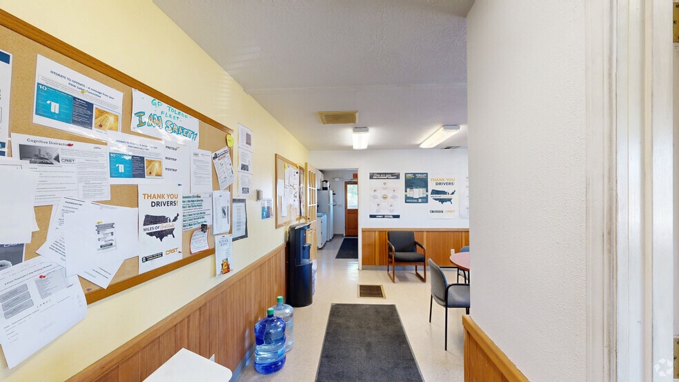 More Photos Of 3923 Old Salem Rd NE, Albany Truck Terminal For Sale