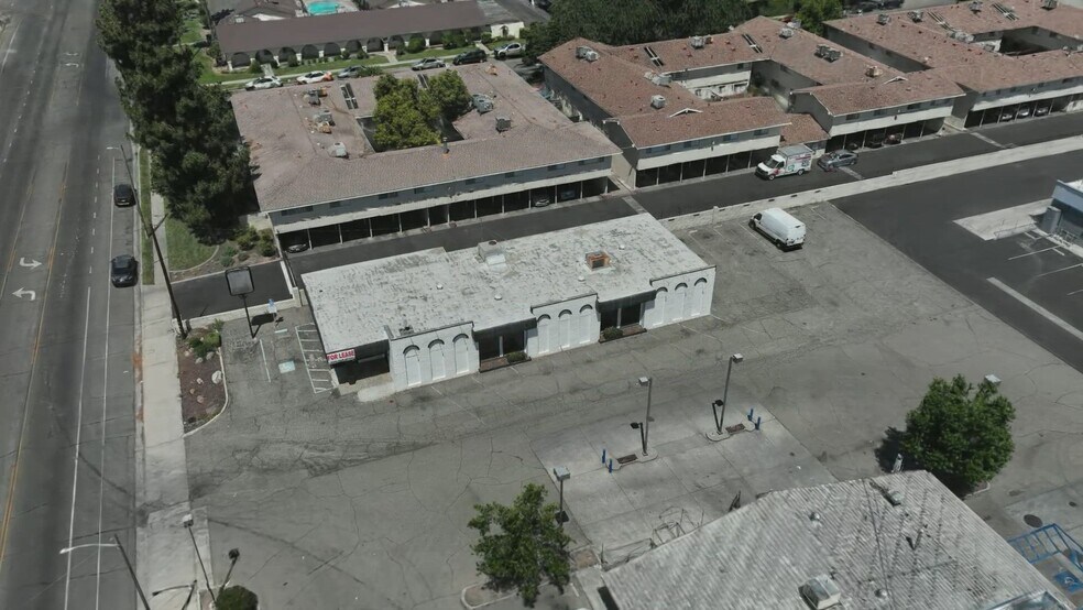 Primary Photo Of 4141 E Gettysburg Ave, Fresno Freestanding For Sale