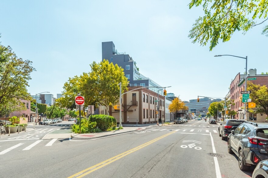 More Photos Of 54 Franklin St, Brooklyn Apartments For Sale