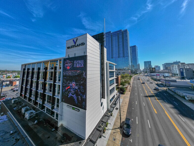 More Photos Of 1720 W End Ave, Nashville Office For Lease