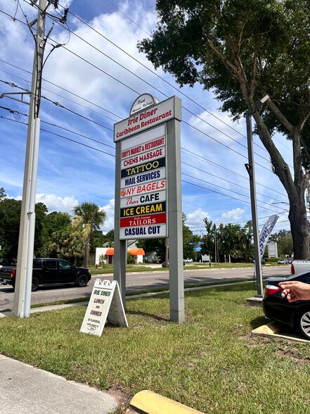 More Photos Of 1177 Park Ave, Orange Park Unknown For Lease