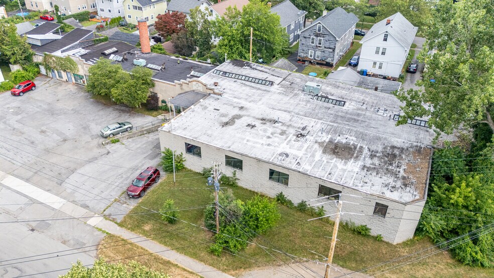 More Photos Of 1024 Garson Ave, Rochester Light Manufacturing For Sale