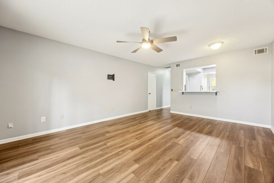 More Photos Of 7 Jasmine Pl, Fernandina Beach Multifamily For Sale