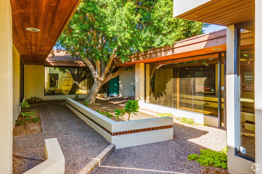 More Photos Of 14435 N 7th St, Phoenix Medical For Sale