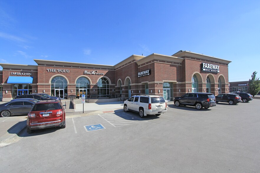 More Photos Of 2501 S 90th St, Omaha Unknown For Lease