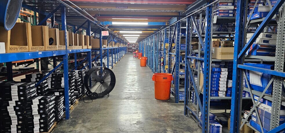 More Photos Of 3053 Industrial 31st St, Fort Pierce Warehouse For Sale
