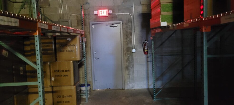 More Photos Of 14900 SW 136th St, Miami General Retail For Lease