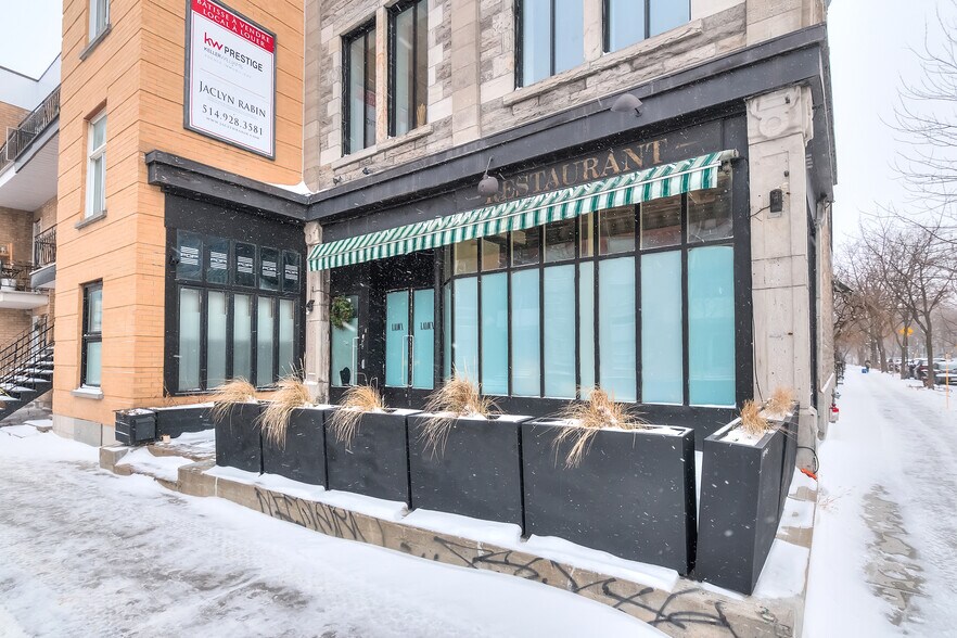 More Photos Of 250 Av Des Pins E, Montréal Storefront Retail Residential For Lease