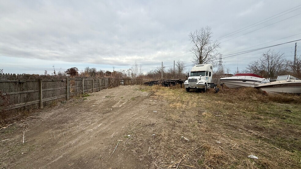 More Photos Of 10600 Victory Rd, Erie Freestanding For Sale