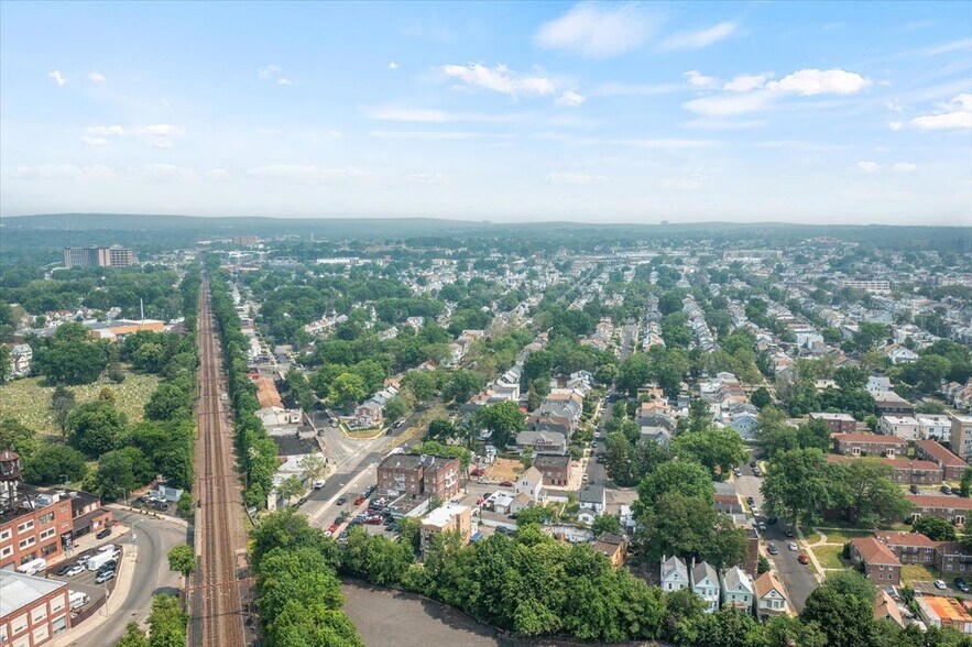 More Photos Of 7-17-21 Hoffman, East Orange Distribution For Sale