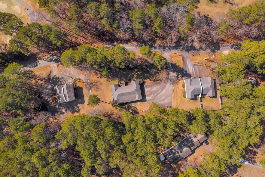 Primary Photo Of 738 Black Mountain Rd, Toccoa Apartments For Sale