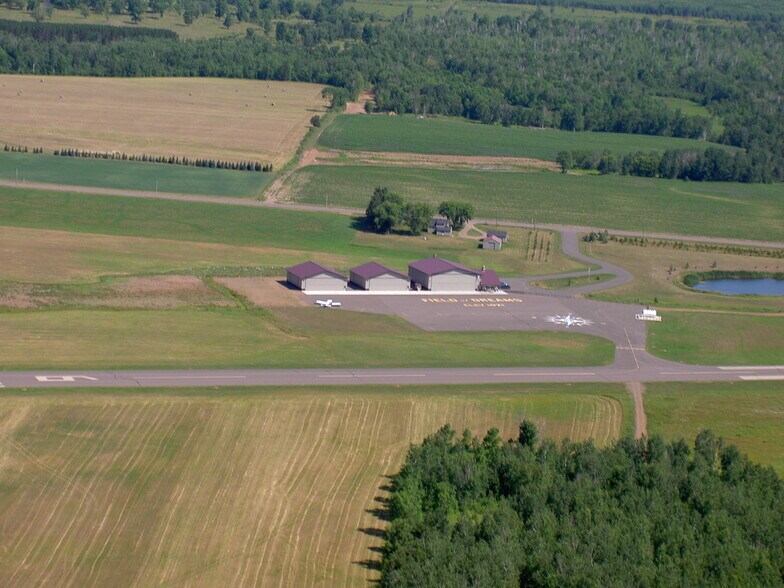 More Photos Of 24226 Lone Pine Rd, Hinckley Airport For Sale