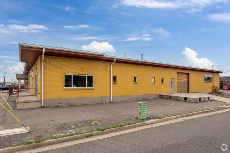 More Photos Of 2320-2340 W 2nd Ave, Denver Warehouse For Lease
