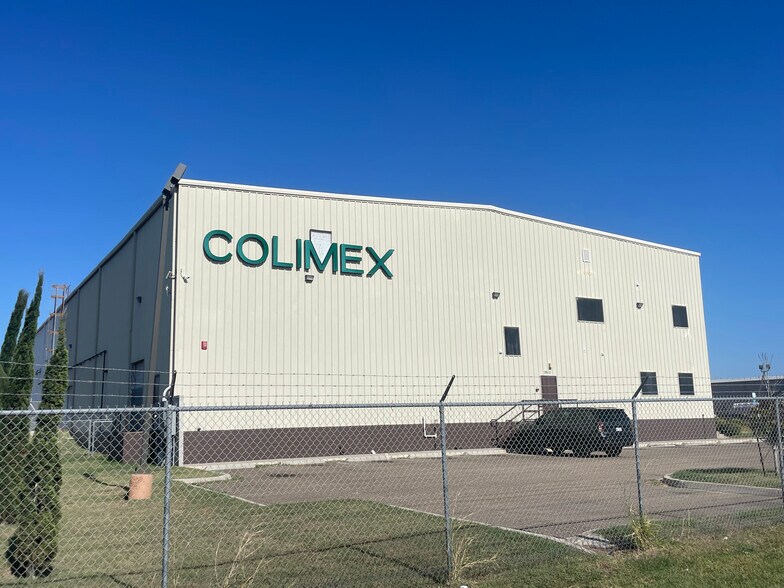 More Photos Of 2611 Vo Tech Dr, Weslaco Refrigeration Cold Storage For Lease