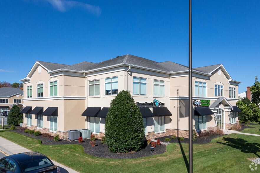 More Photos Of 1198 S Governors Ave, Dover Unknown For Lease