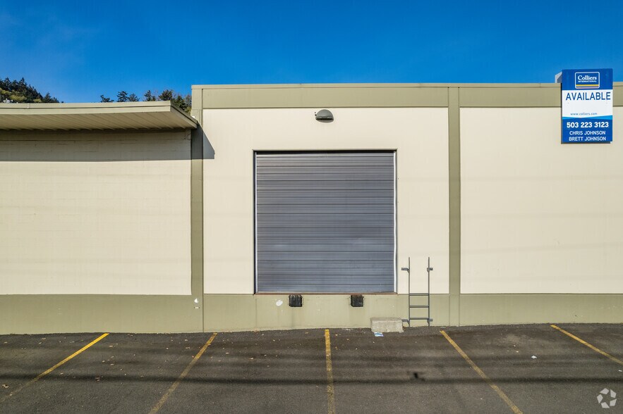 More Photos Of 5805 SW Hood Ave, Portland Warehouse For Lease