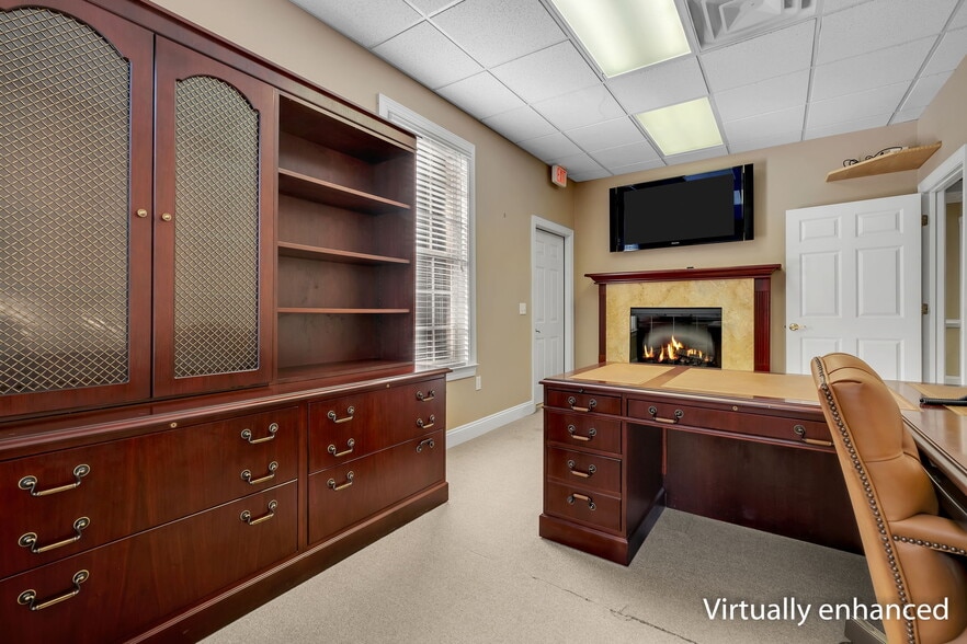 More Photos Of 2104 Delta Way, Tallahassee Office For Sale