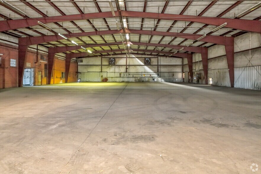 More Photos Of 908 N Beverly Dr, Wichita Falls Unknown For Lease