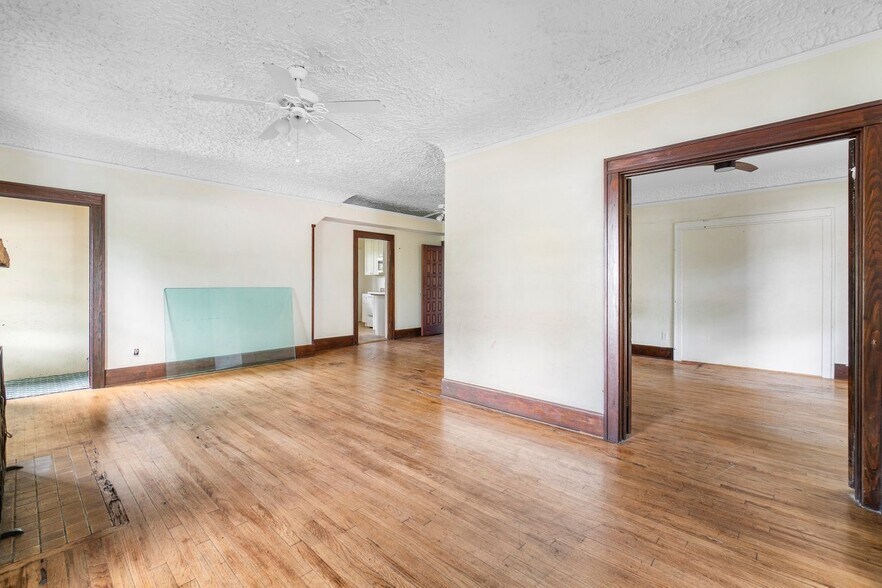 More Photos Of 402 N Federal Hwy, Lake Worth Apartments For Sale