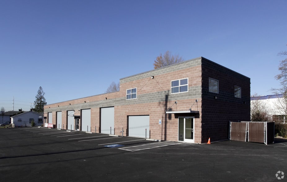 More Photos Of 7604 S 212th St, Kent Warehouse For Lease