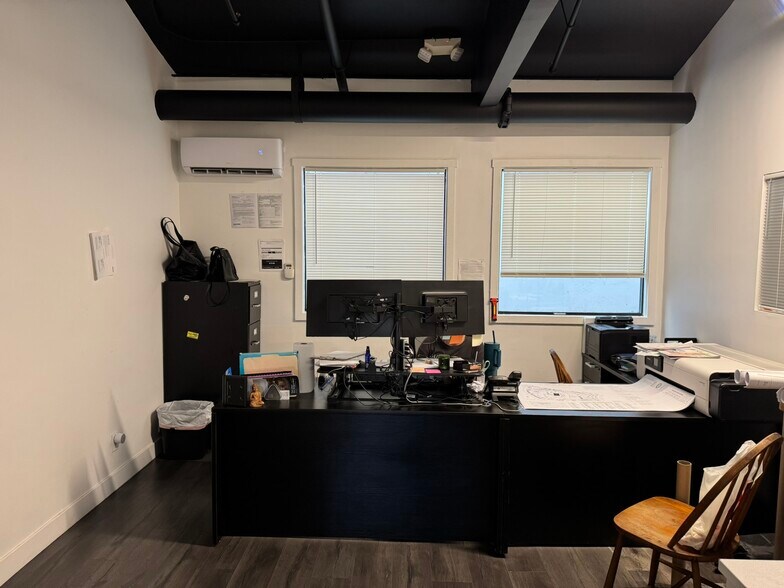 More Photos Of 1744 W 166th St, Gardena Manufacturing For Sale