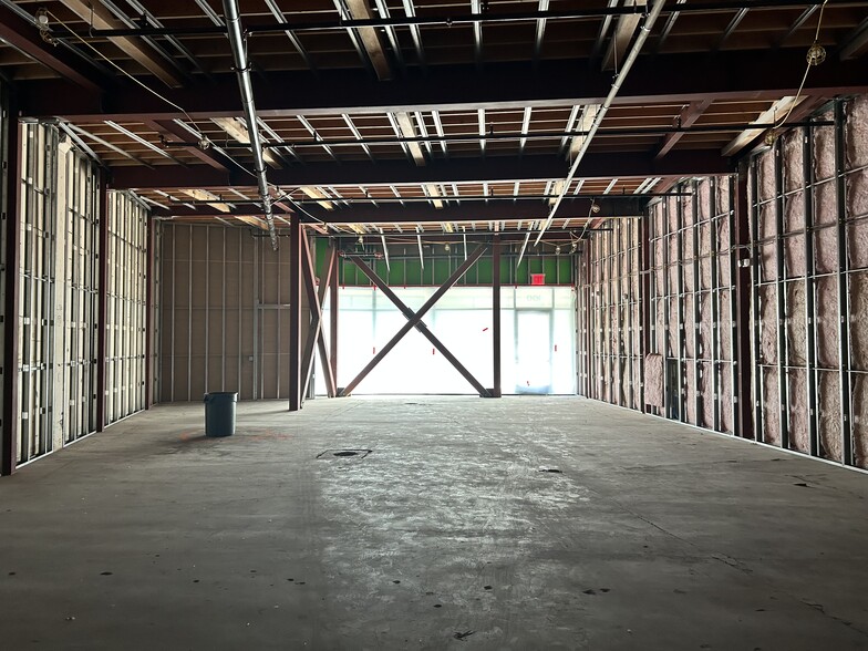 More Photos Of 1500 1st St, Napa Storefront Retail Office For Lease