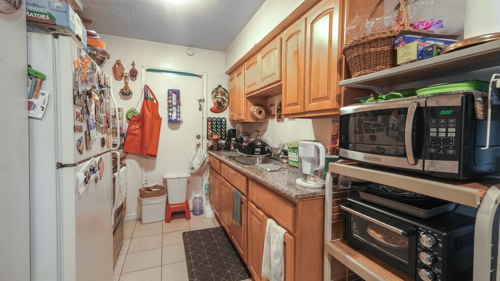 More Photos Of 2120 E 22nd St, Oakland Apartments For Sale