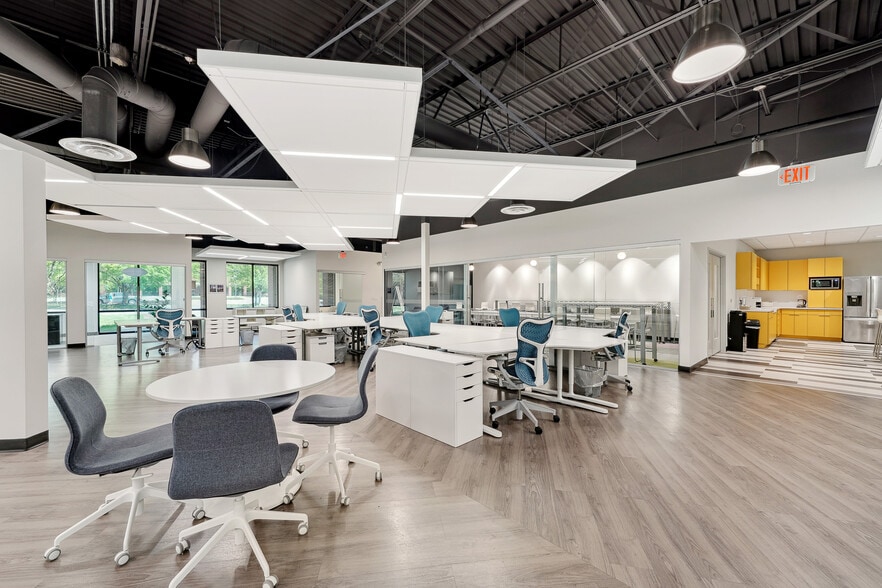 More Photos Of 3210 Fairhill Dr, Raleigh Office For Sale