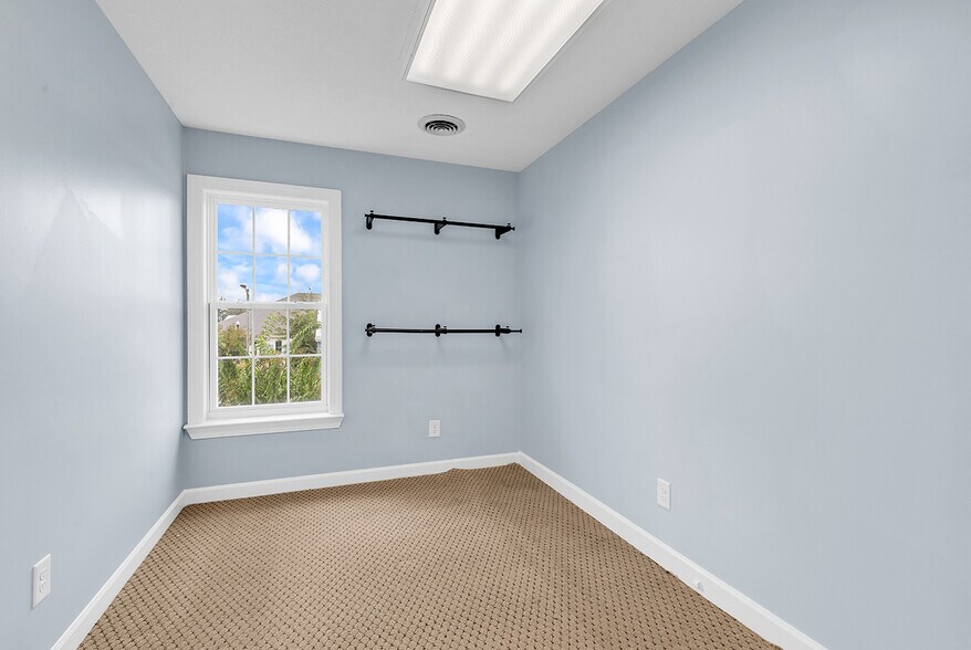 More Photos Of 9300 Highway 17 Byp, Murrells Inlet Office For Sale