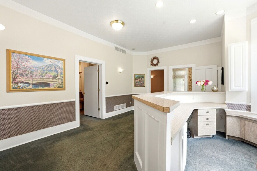 More Photos Of 2439 Broadway St, Boulder Office Residential For Sale
