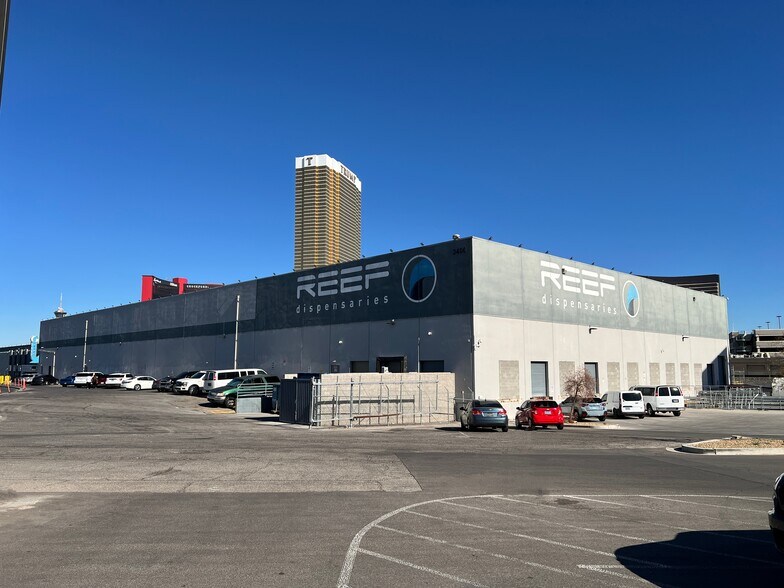 More Photos Of 3400 Western Ave, Las Vegas Warehouse For Lease