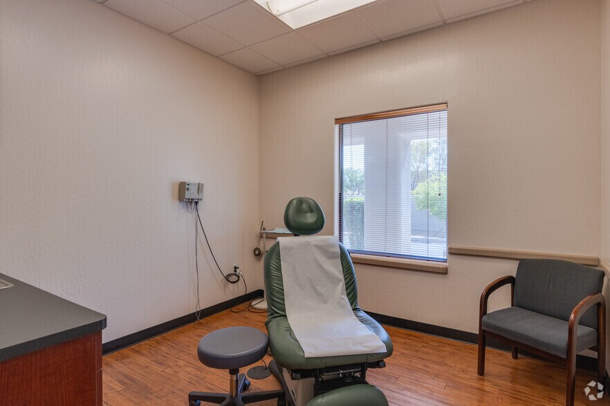 More Photos Of 1818 E Baseline Rd, Mesa Medical For Sale