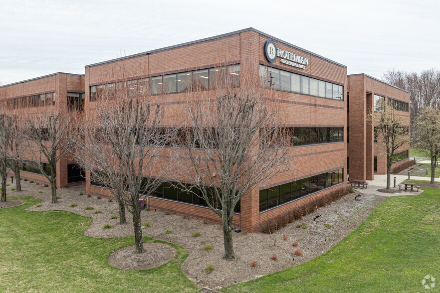 More Photos Of 4301 Route 1, Monmouth Junction Coworking Space